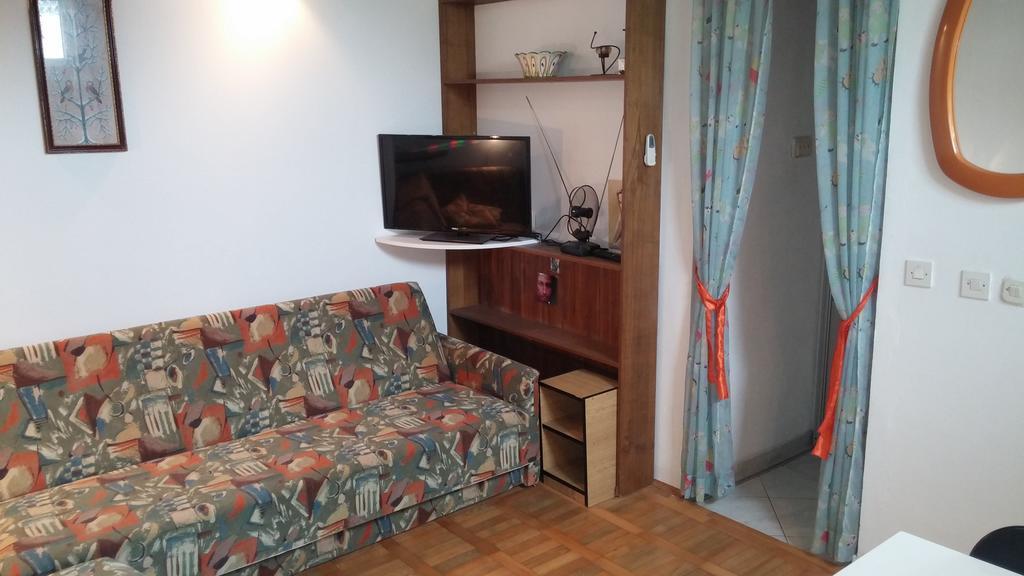 Apartments Marija Bajto Necujam Room photo