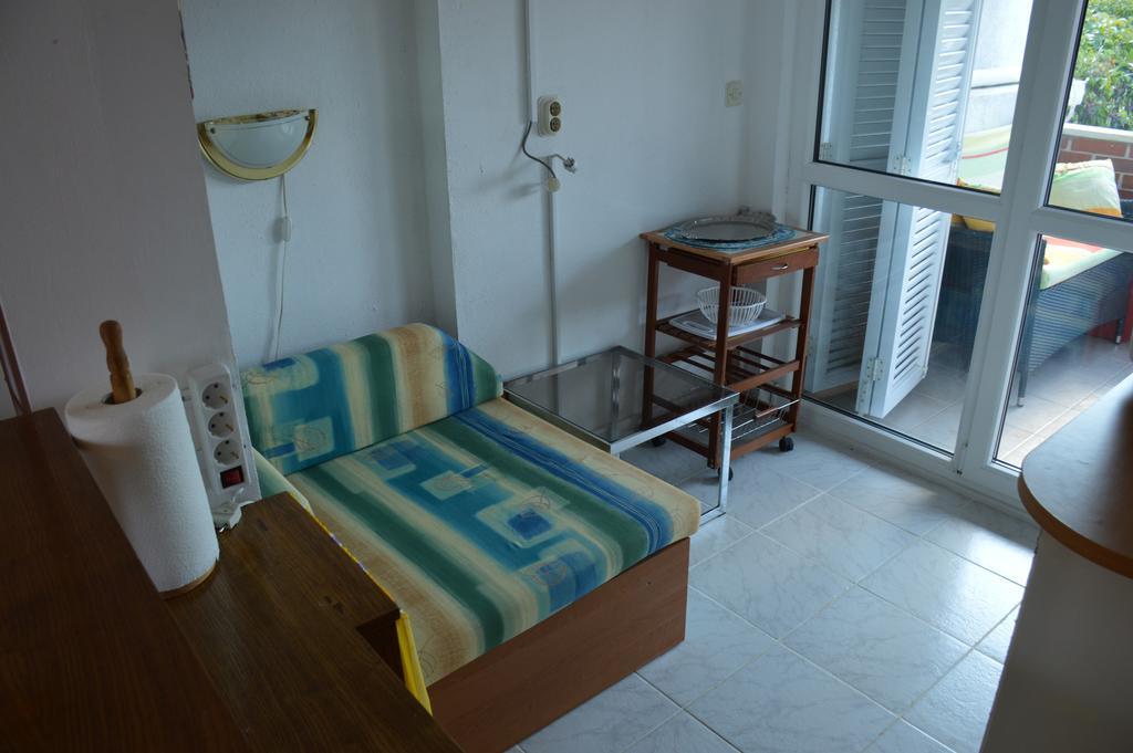 Apartments Marija Bajto Necujam Exterior photo